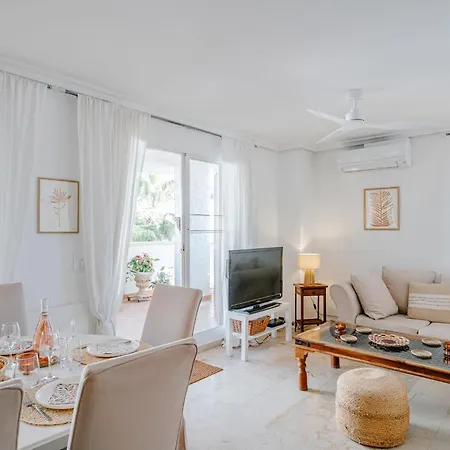 Port By Interhome